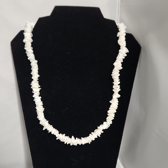 White Chip Shell Necklace – 23.5” - Picture 1 of 4